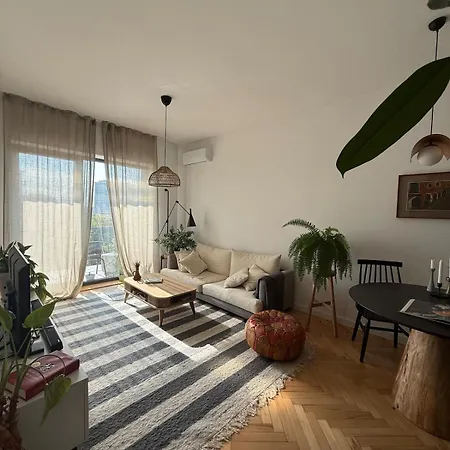 Scandi Nest - Apartmán Kluž