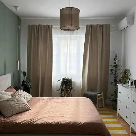 Scandi Nest -